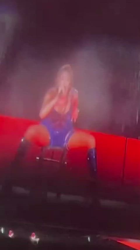 ass big ass celebrity gif