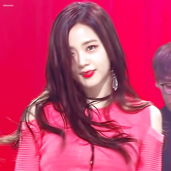 hot pink jisoo edit