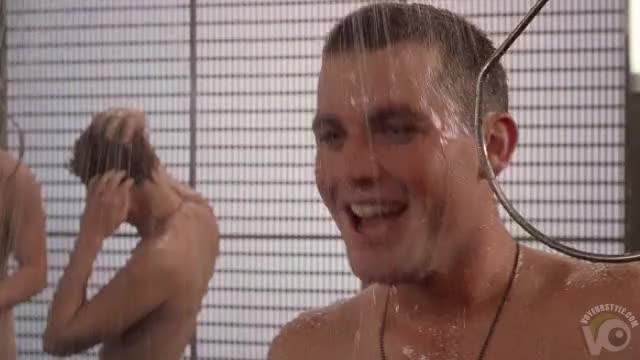 Starship Troopers shower scene