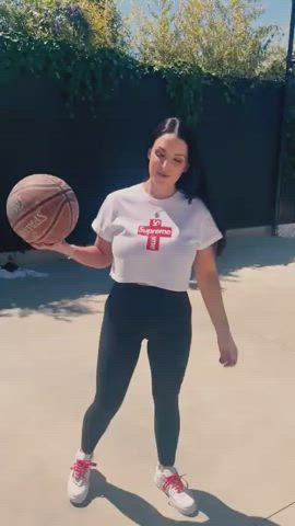 🏀Angela🏀