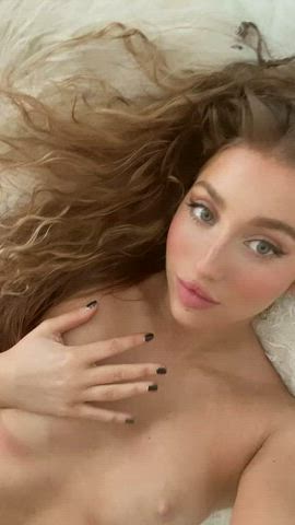 boobs cute naked adorable-porn amateur-girls selfie gif