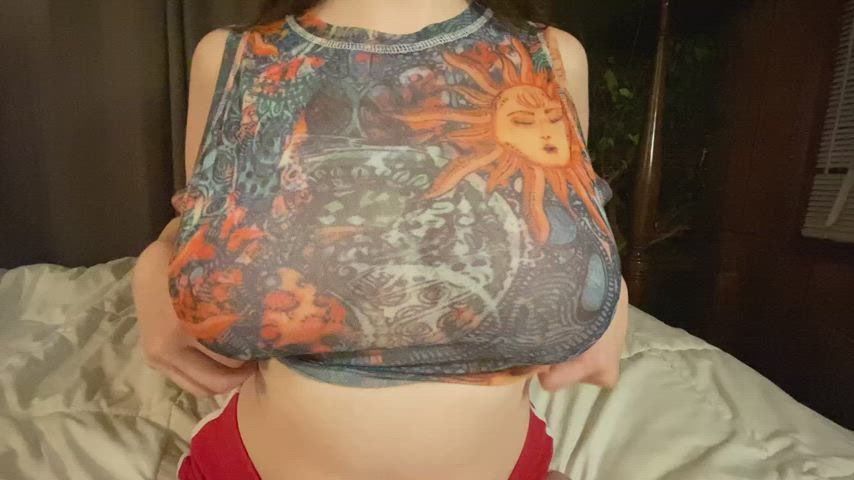 Because you were so nice for my first post, it’s only fair I show you my tits.