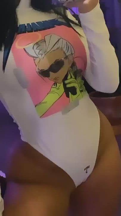 Selfie Tease Thick gif