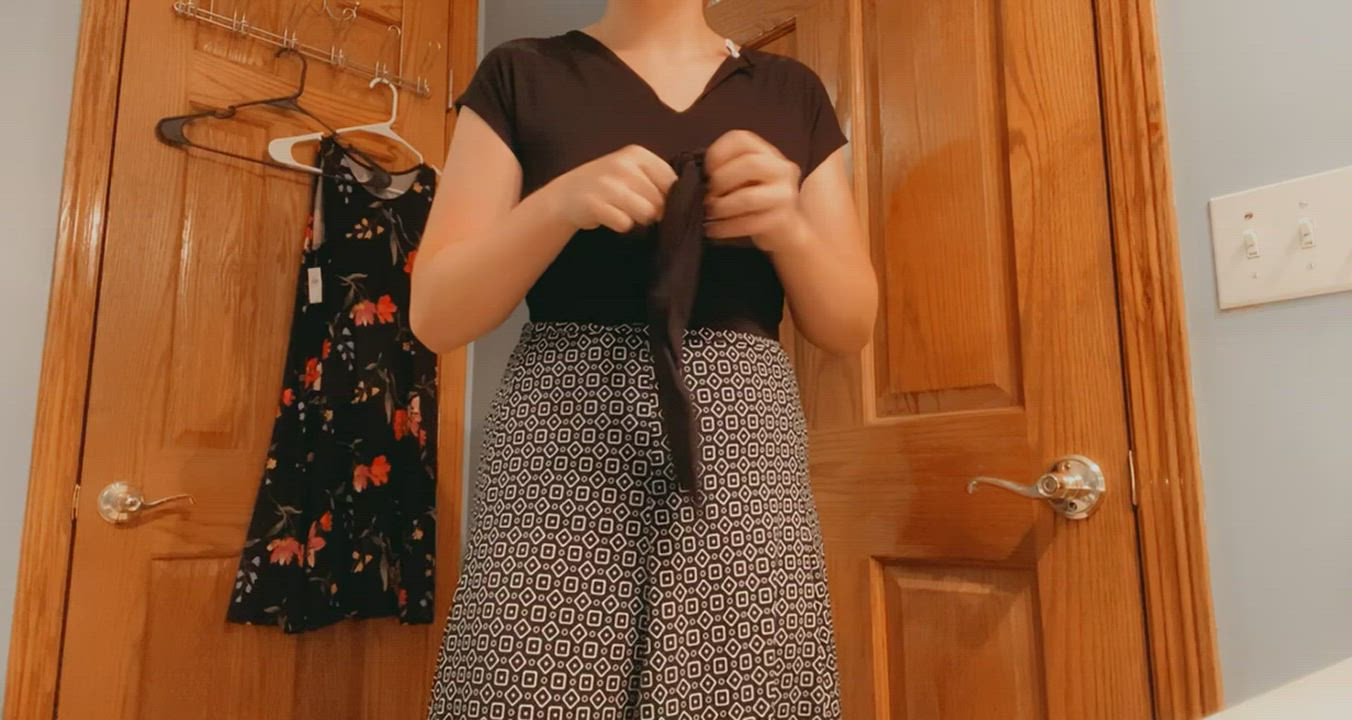 femboys gif