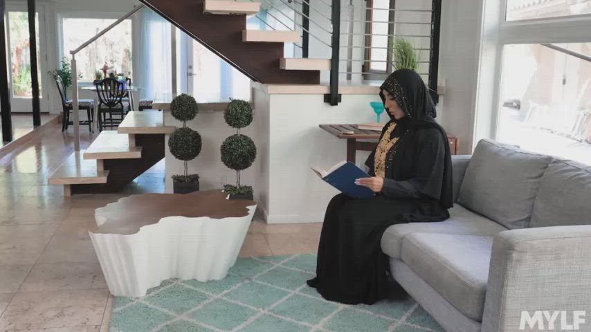 Muslim Hot Milf Fuck the Tech Boy, Kylie Kingston