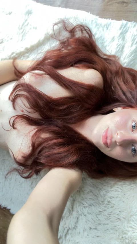 babe big tits homemade natural tits red hair redhead sex tits gif