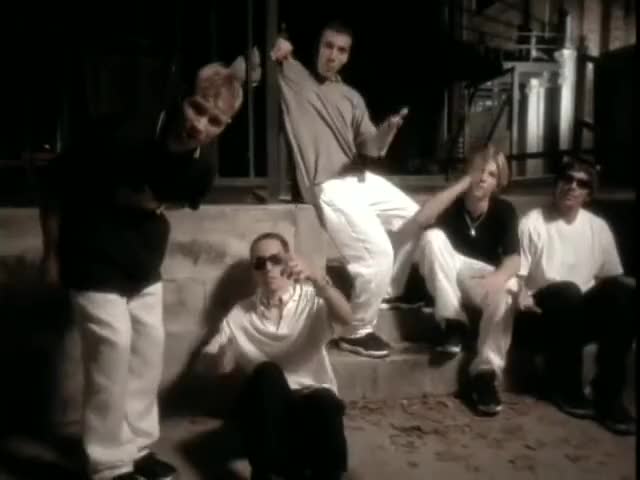 Backstreet Boys - Quit Playing Games (With My Heart) (Official Music Video)