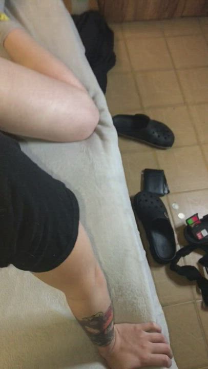 Wanna switch with me for this cock?🤤