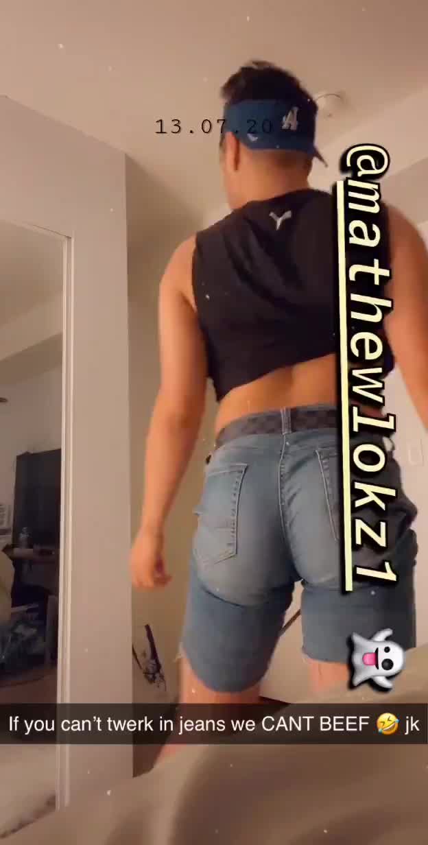 Ass Is Moving In Those Jeans