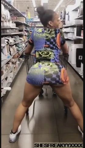 Booty Bubble Butt Petite Public Twerking gif