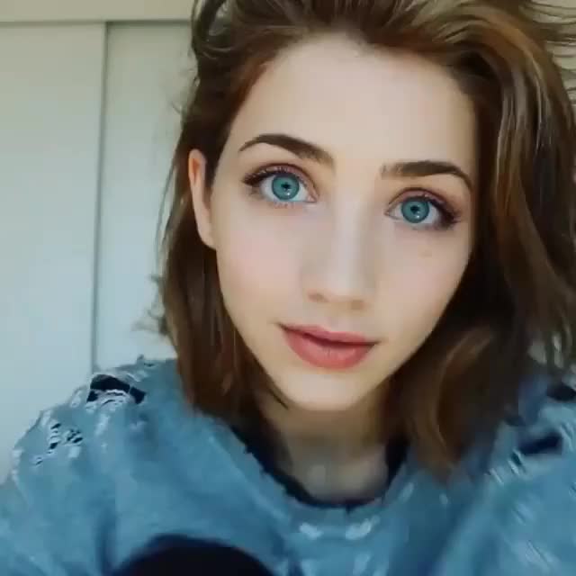 Emily Rudd