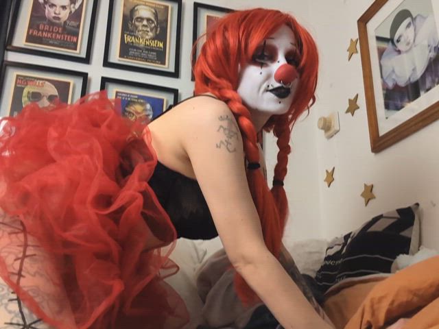 clown clown girl cosplay cute onlyfans petite gif