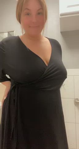 Big Nipples Big Tits Boobs Bouncing Tits Dress Jiggling gif