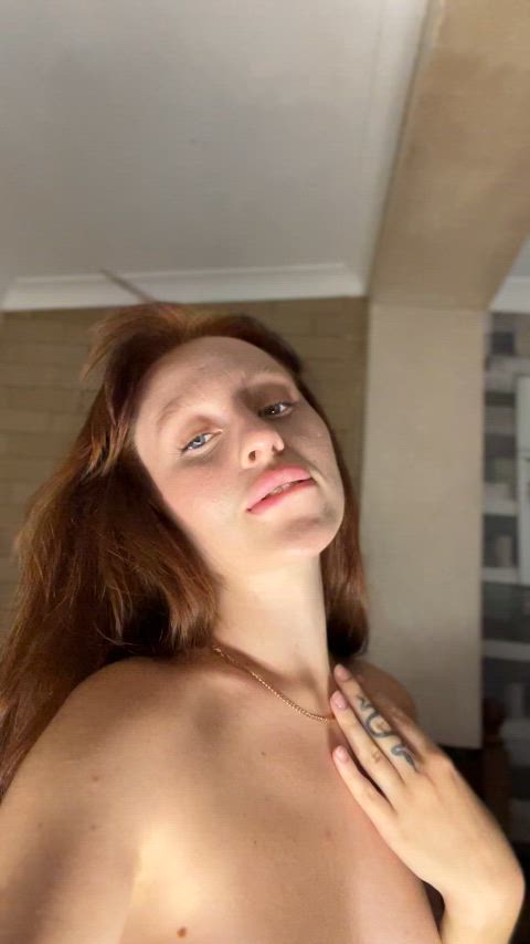 babe big tits boobs natural tits onlyfans red hair redhead sex tits just-boobs gif