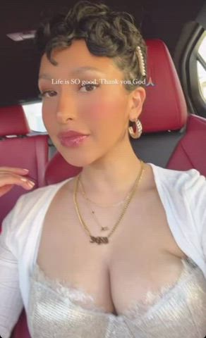 amateur big tits huge tits gif