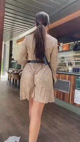 amateur big ass high heels jiggling outdoor gif