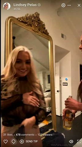 Big Tits Blonde Pawg Smile White Girl gif