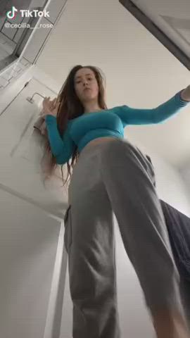 big tits jerk off onlyfans teens tiktok tits gif