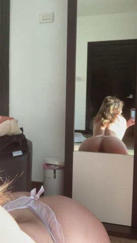 19 years old ass big ass cute jiggling latina gif