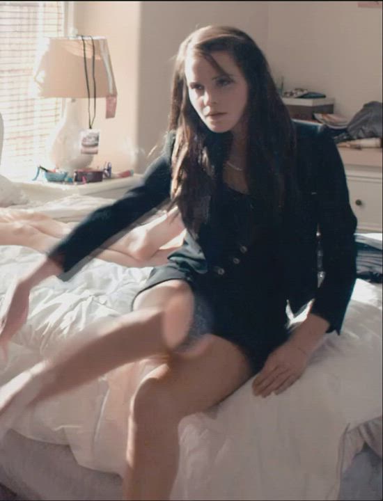 Emma Watson Loop Upskirt gif