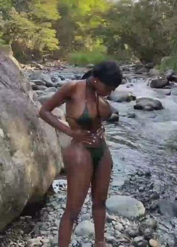 Ebony Huge Tits Swimsuit gif