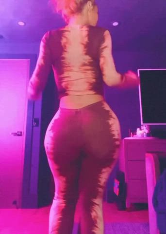 ass blonde booty cute milf pawg thick gif