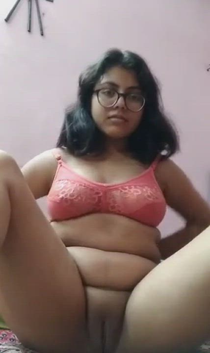 EXTREMELY HORNY BANGLA BABE FINGERING HER WET PUSSY [MUST WATCH] [LINK IN COMMENT]