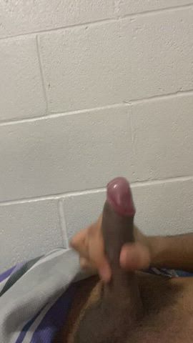 Any white sissy lookin to get filled up?