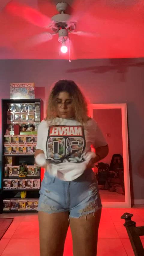 ass big ass booty jean shorts twerking gif