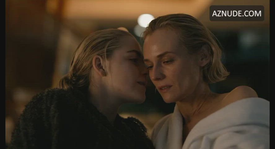 blonde celebrity diane kruger fetish kiernan shipka kissing lesbians milf teen gif