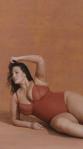 Ashley Graham BBW MILF gif