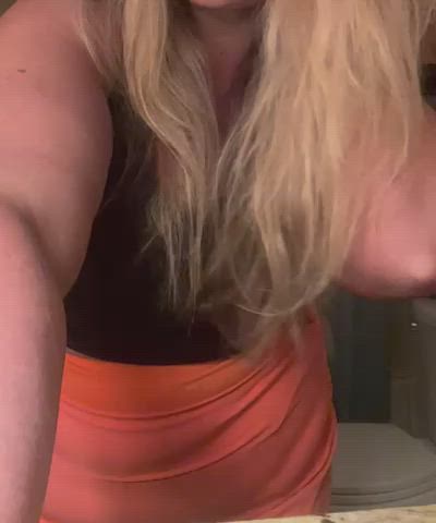 bbw big ass big tits boobs booty milf nsfw natural tits solo tits gif