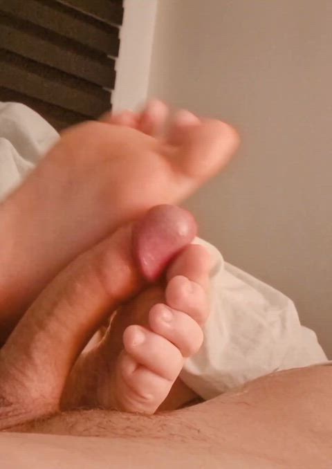 cock feet feet fetish foot foot fetish foot worship footjob toes uncut gif