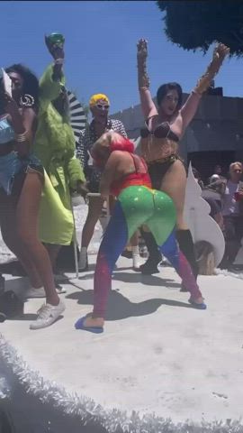 Cardi B Twerk @Pridefest