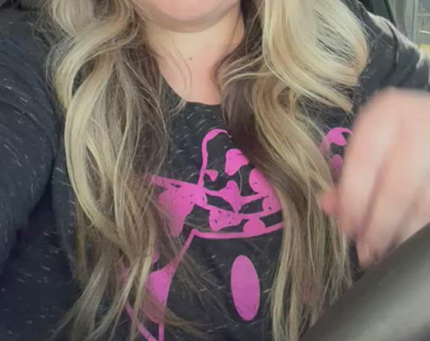 amateur bbw boobs flashing jiggling pierced public tits gif