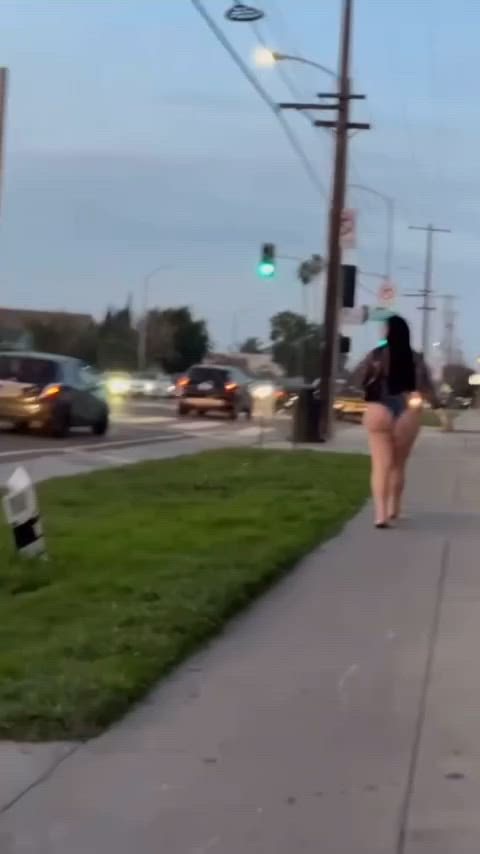 bbw bubble butt chubby escort pawg prostitute public shorts voyeur gif