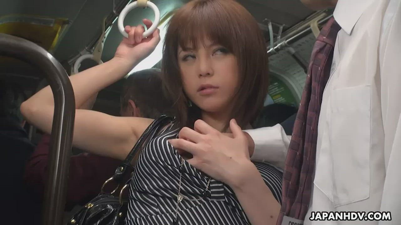 Erena Mizuhara is on a bus feeling horny so decides to fuck a passenger