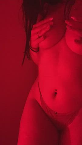big tits onlyfans teen gif