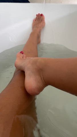 feet feet fetish legs legs up gif