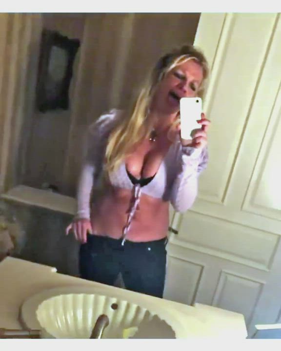 Belly Button Britney Spears Cleavage gif