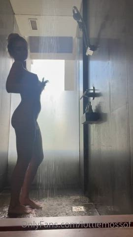ass big tits boobs celebrity naked onlyfans shower topless gif