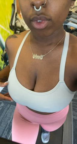 Do you like big titty ebony girls?