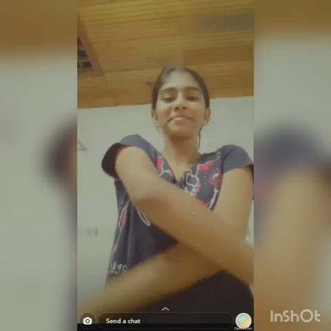 A cute girl showing her boobs full video ❤️❤️