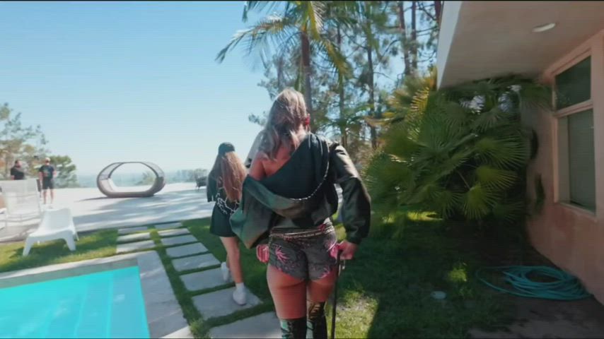 blonde booty celebrity gif