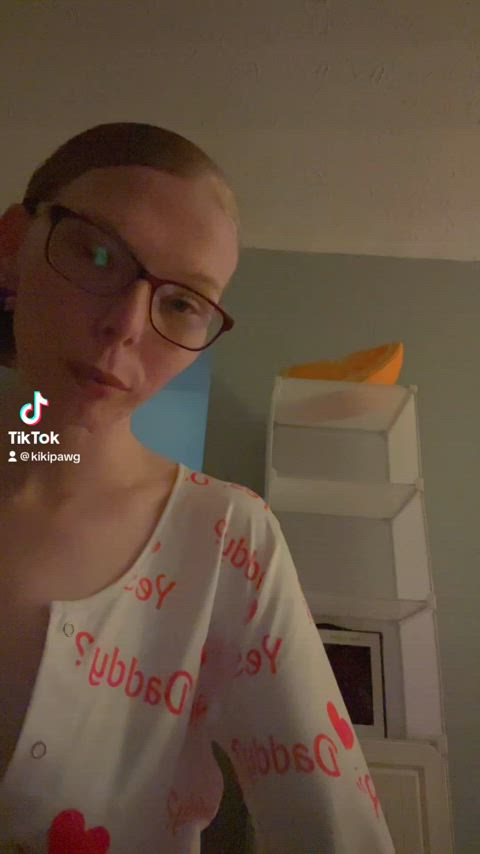 american booty clothed gamer girl glasses tall tiktok gif