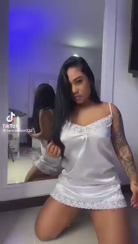 braless downblouse nipslip tiktok gif