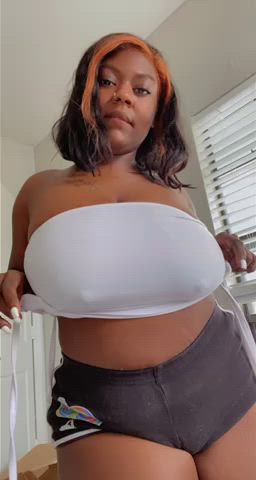 Big Tits Busty Ebony Flashing Titty Drop gif