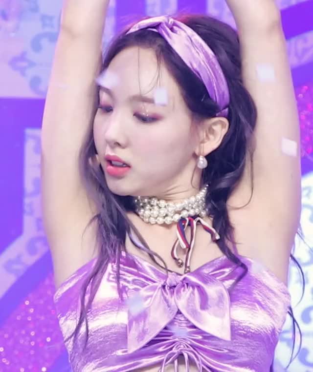 TWICE NAYEON 2019.9.26