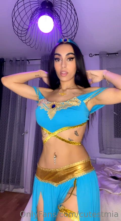 dancing onlyfans persian gif