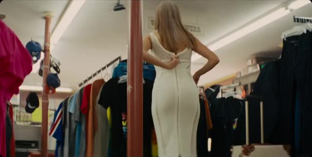 Sofia Vergara in 'Hot Pursuit (2015)'